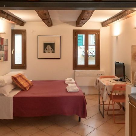Appartement In The Heart Of Biennale Ac Wi-Fi à Venise Extérieur photo